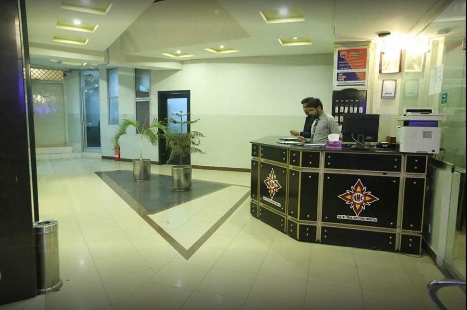 Hotel Multan Continental Exteriér fotografie
